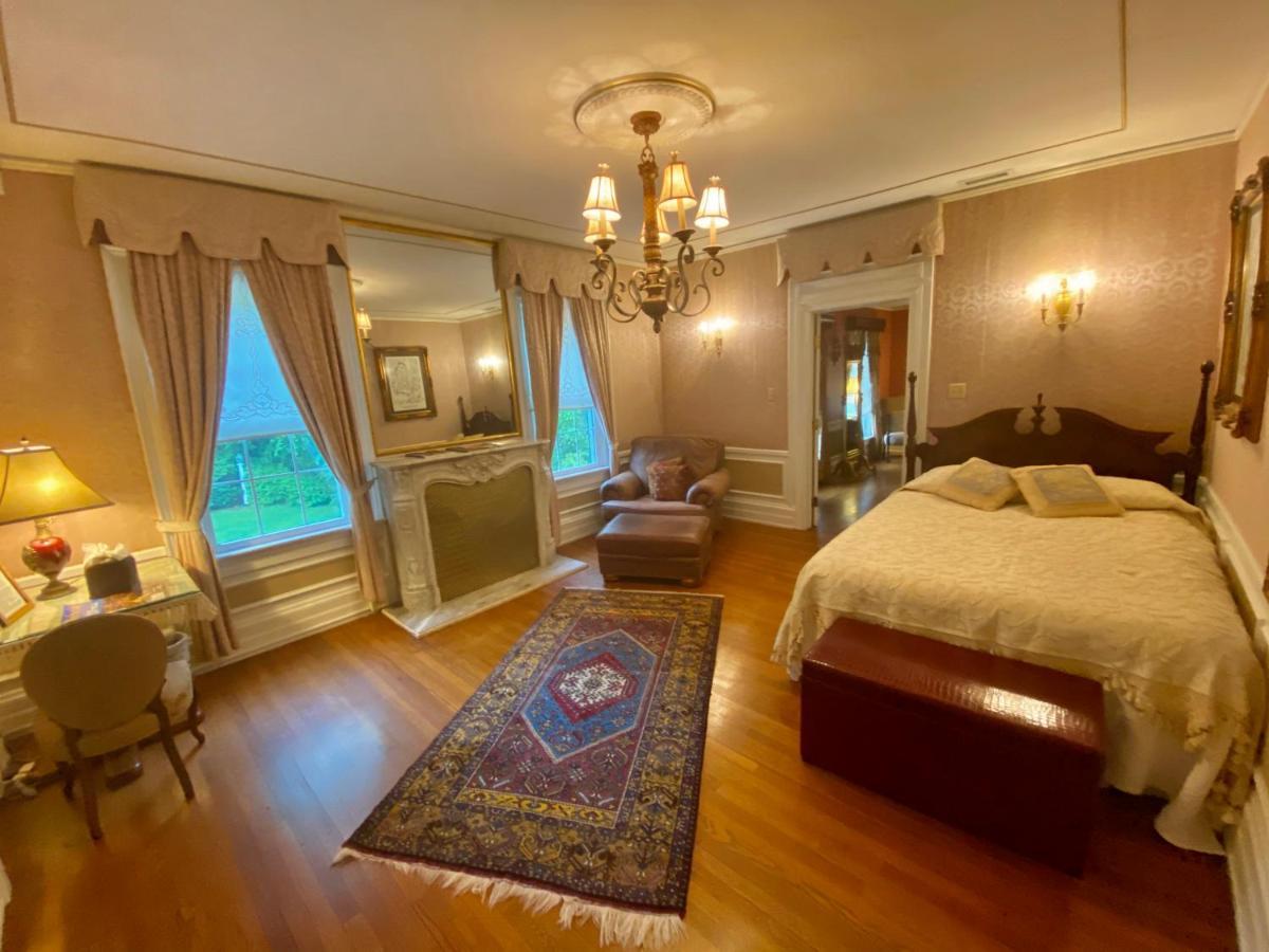 The Melange Inn ヘンダーソンビル エクステリア 写真