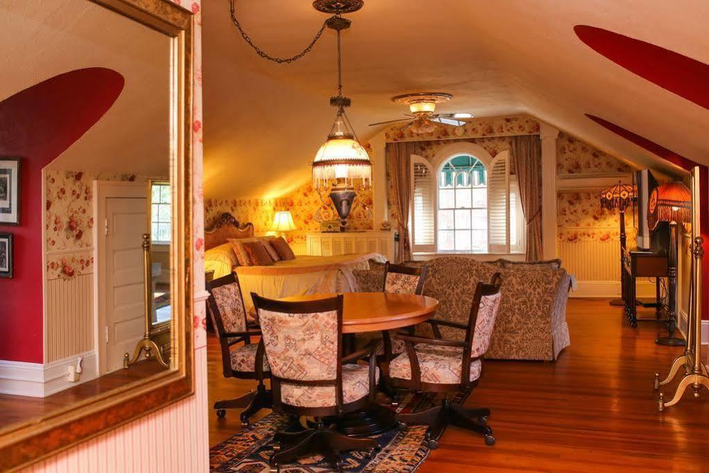 The Melange Inn ヘンダーソンビル エクステリア 写真